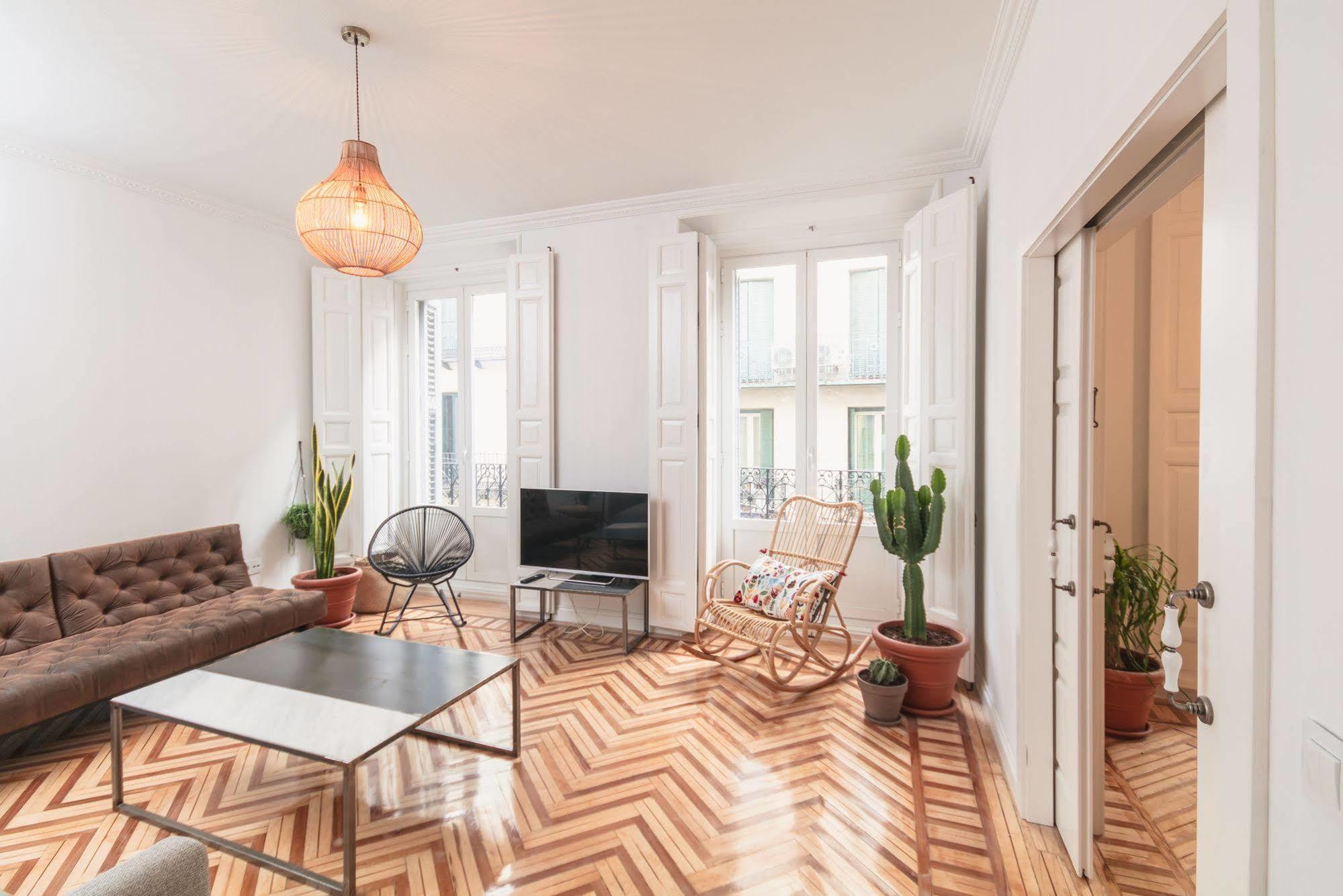 Ferienwohnung Fuencarral Madrid Exterior foto