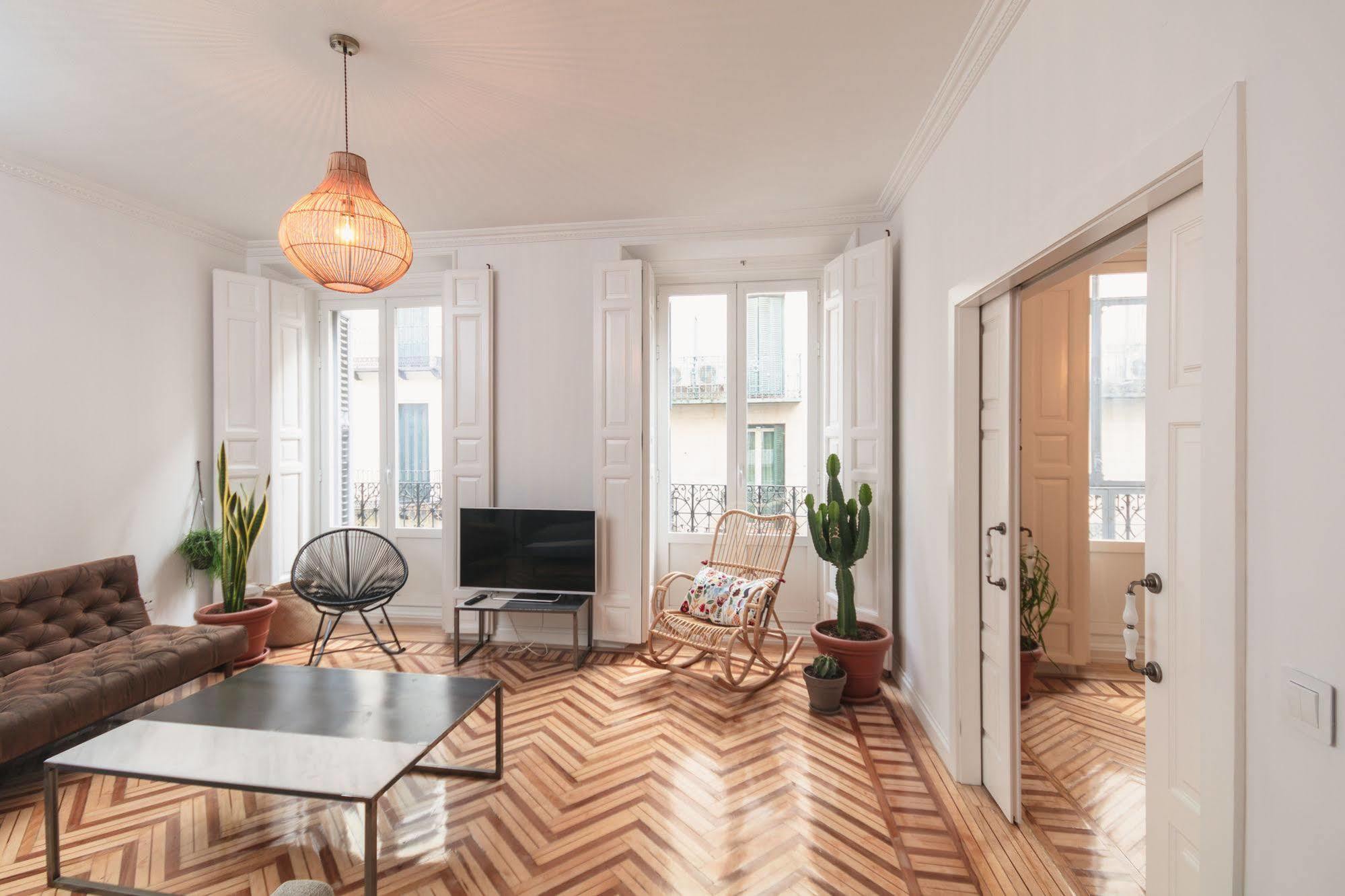 Ferienwohnung Fuencarral Madrid Exterior foto