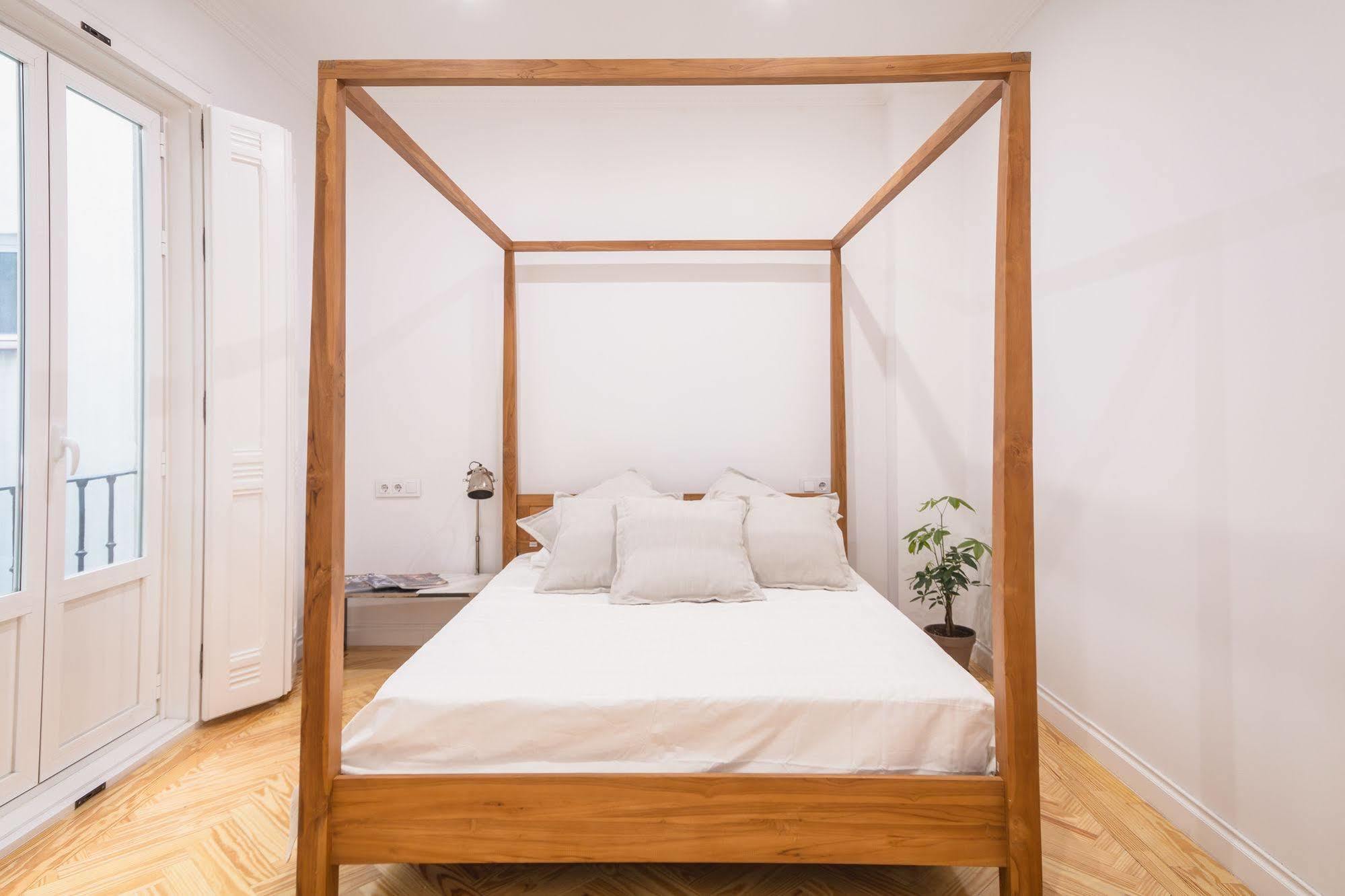 Ferienwohnung Fuencarral Madrid Exterior foto
